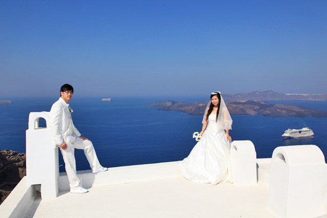 wedding in santorini