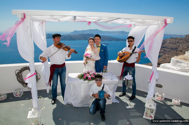 Wedding in Santorini