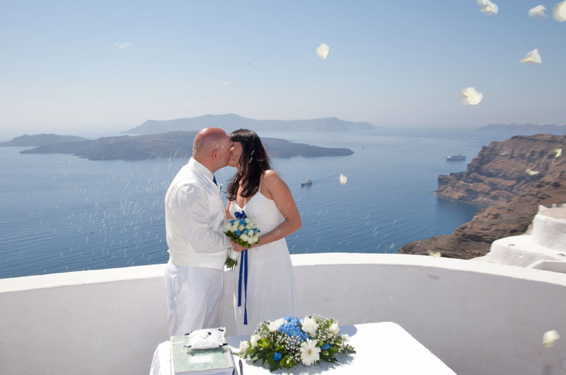 agia irini chapel santorini