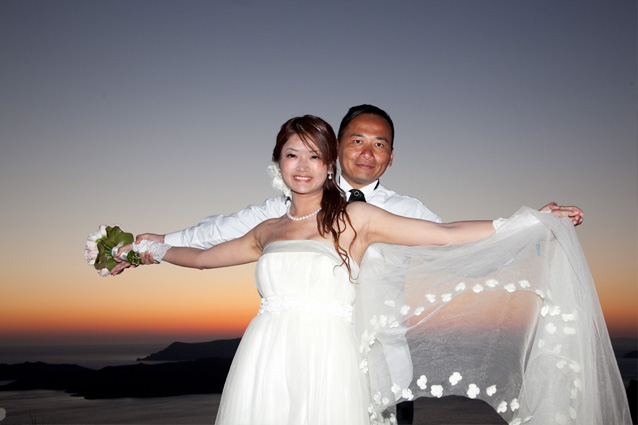 santorini sunset wedding