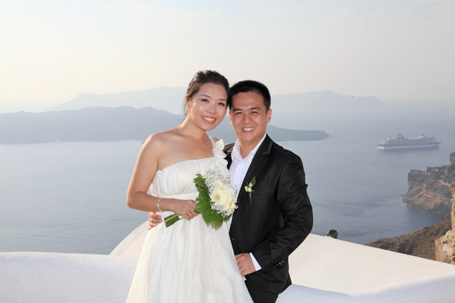 caldera butterfly wedding santorini