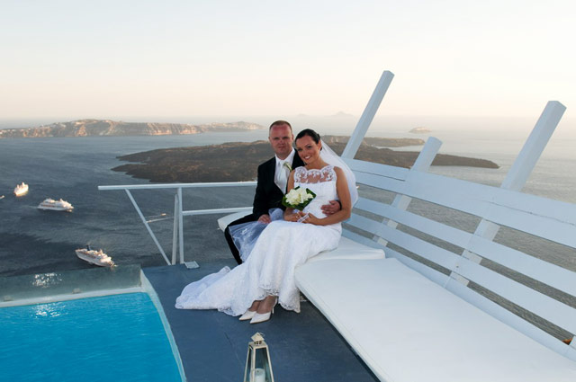 Wedding in Santorini Chromata Suites