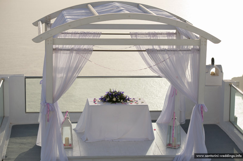 Santorini Weddings / Cliffside Suites