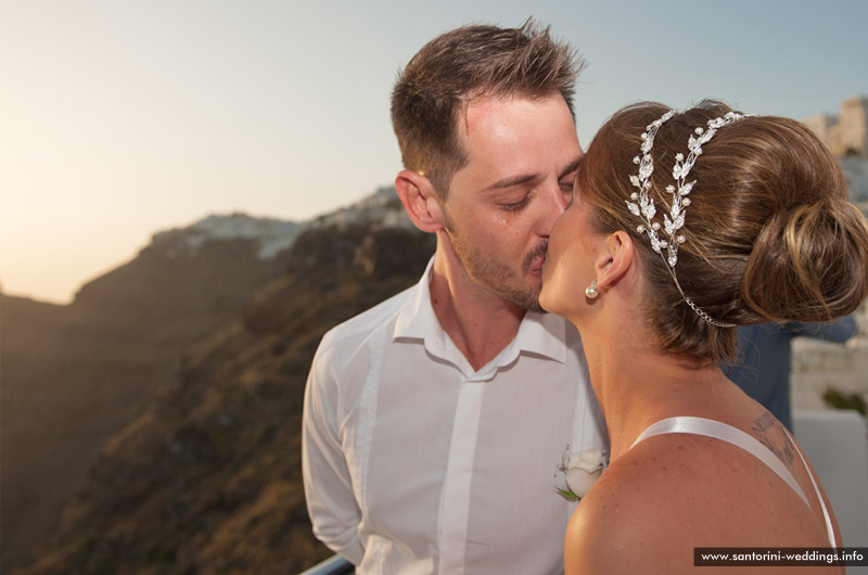 Santorini Weddings / Cliffside Suites