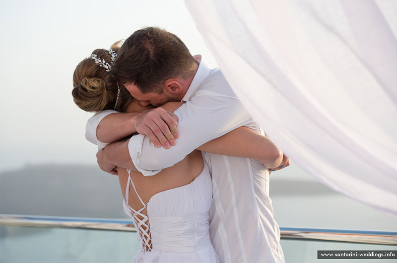 Santorini Weddings / Cliffside Suites