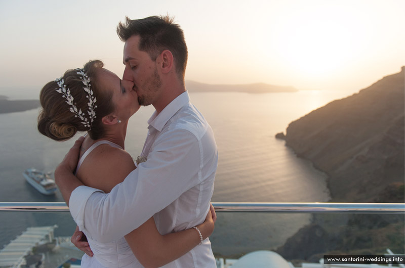 Santorini Weddings / Cliffside Suites