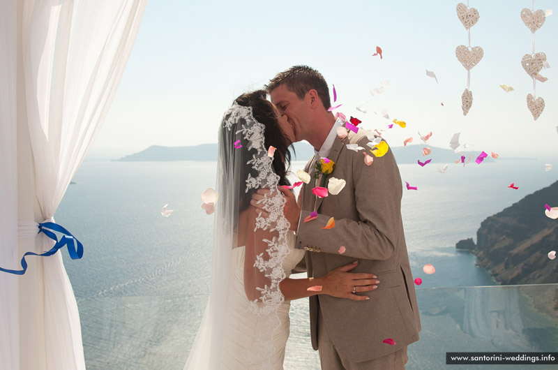 Santorini Weddings / Dana Villas