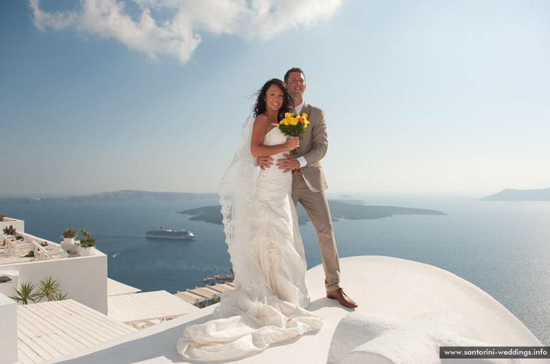 Santorini Weddings / Dana Villas