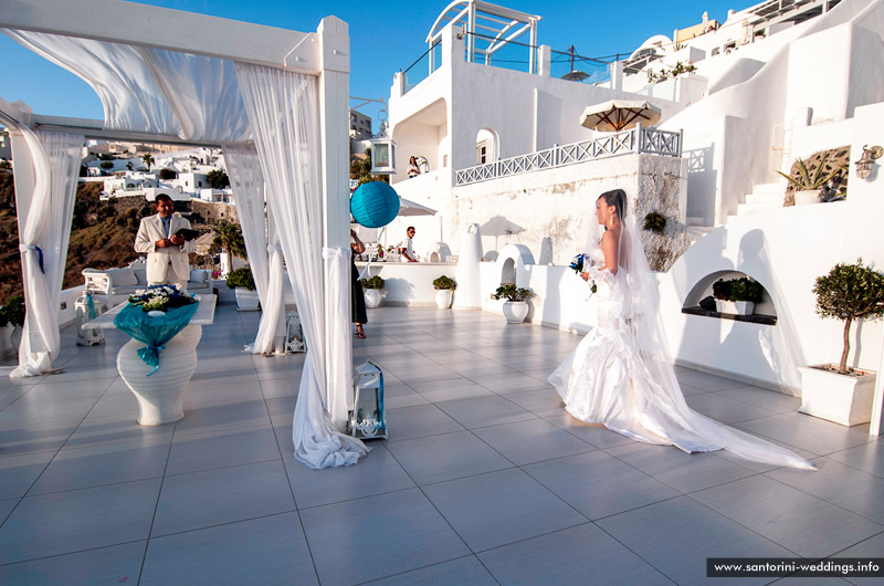 Wedding in Santorini