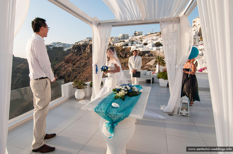 Wedding in Santorini