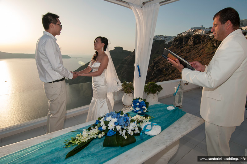 Wedding in Santorini