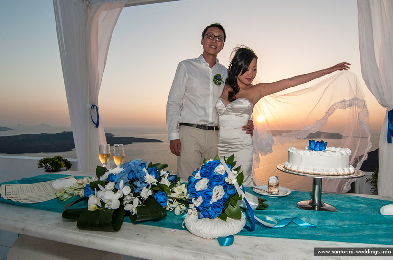 Santorini Weddings / Dana Villas