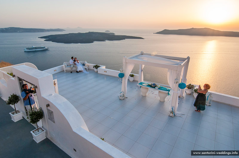 Wedding in Santorini