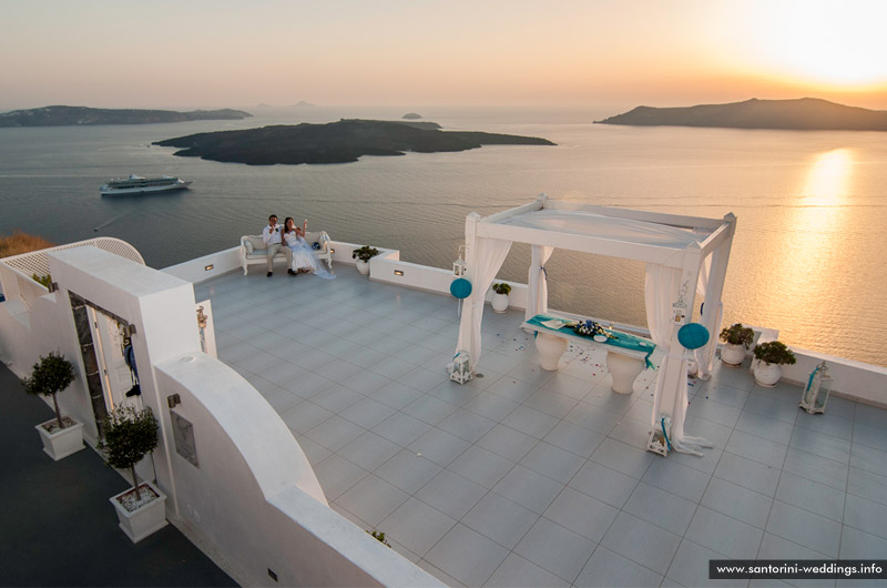 Wedding in Santorini