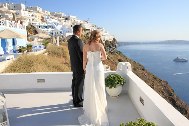 wedding in santorini