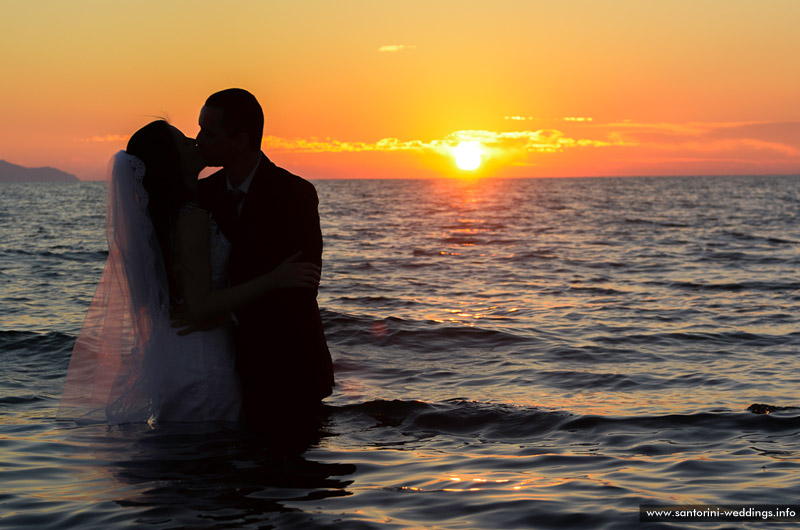 Santorini Weddings / Dana Villas