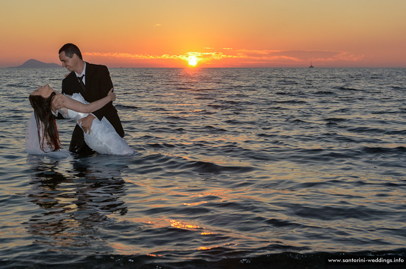 Santorini Weddings / Dana Villas