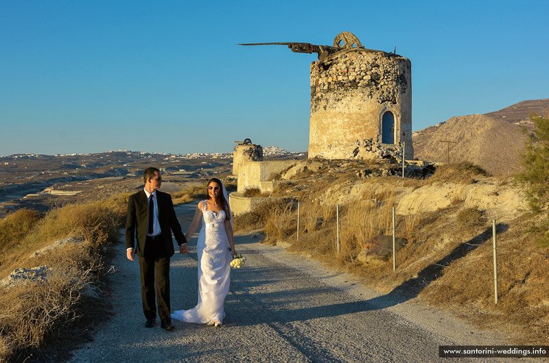 Santorini Weddings / Dana Villas