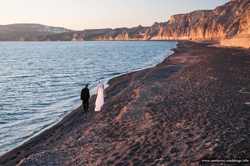 Santorini Weddings / Dana Villas