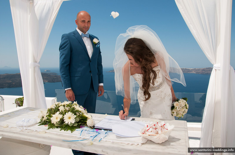 Wedding in Santorini