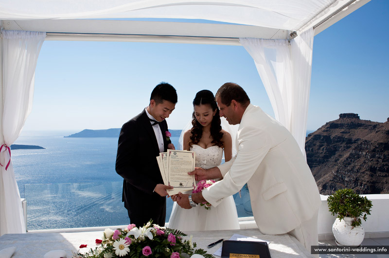 Wedding in Santorini