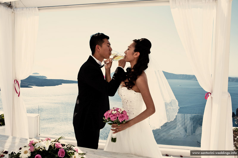 Santorini Weddings / Dana Villas