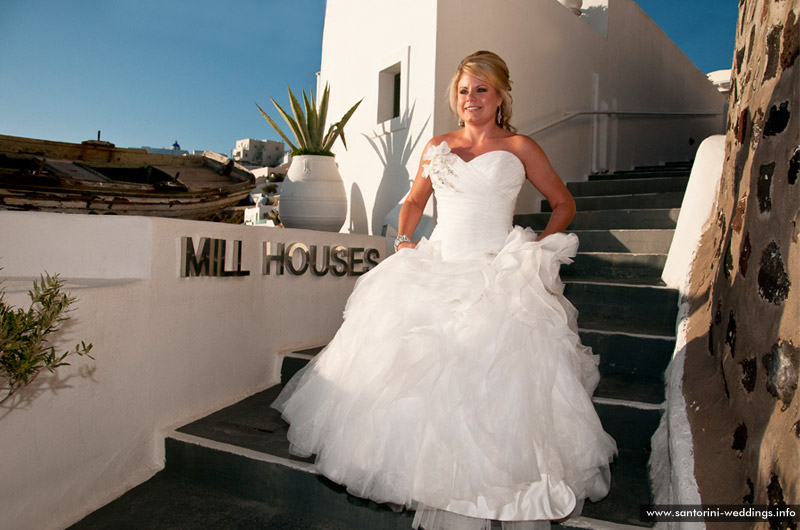 Santorini Weddings / Dana Villas