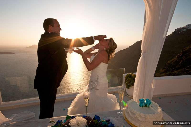 Santorini Weddings / Dana Villas