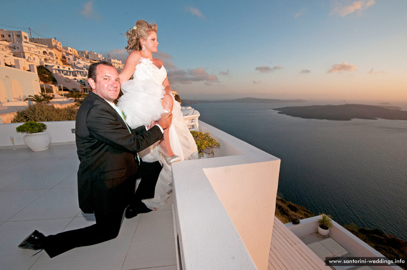 Santorini Weddings / Dana Villas