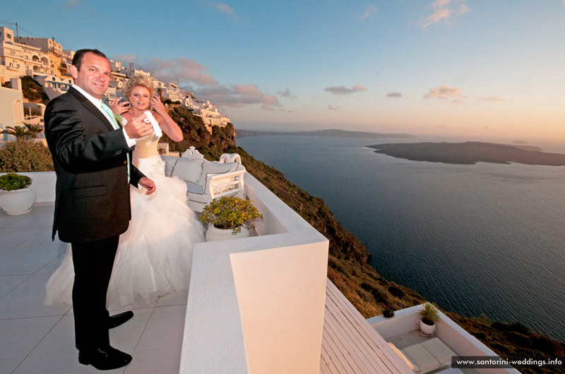 Santorini Weddings / Dana Villas