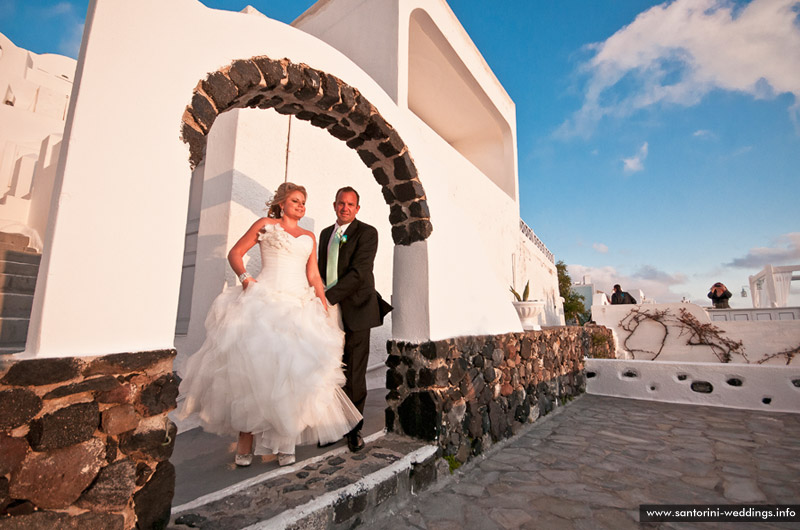 Santorini Weddings / Dana Villas