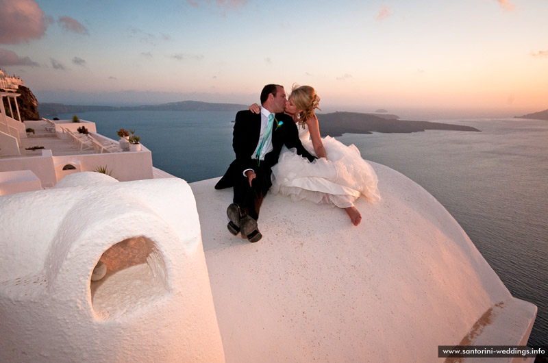 Santorini Weddings / Dana Villas