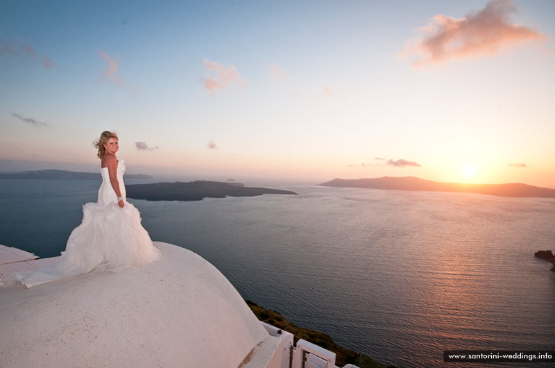 Santorini Weddings / Dana Villas