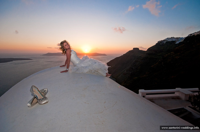 Santorini Weddings / Dana Villas