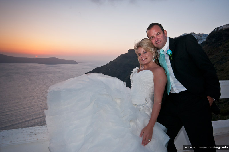 Santorini Weddings / Dana Villas