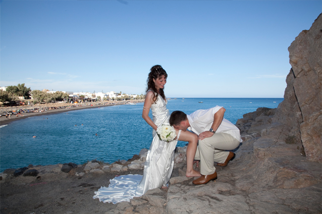 sea shore wedding in greece