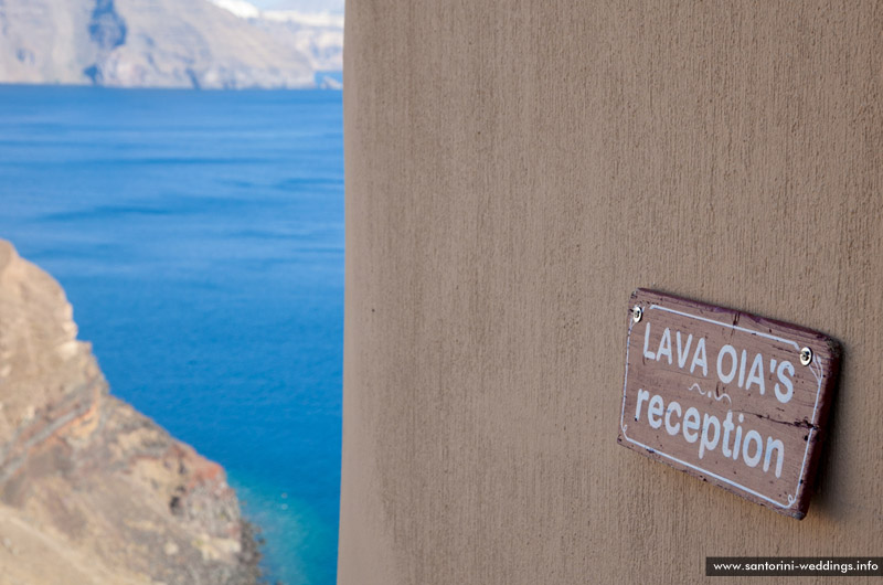 Santorini Weddings / Lava Oias