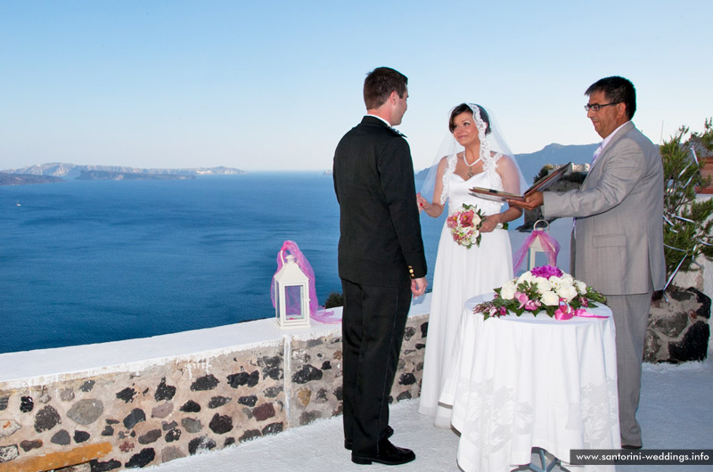 Santorini Weddings / Lava Oias