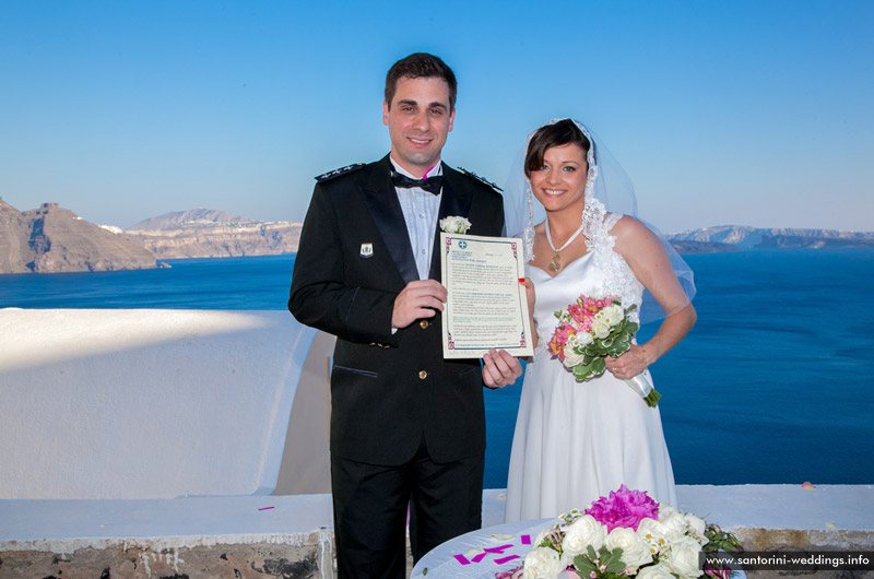 Santorini Weddings / Lava Oias