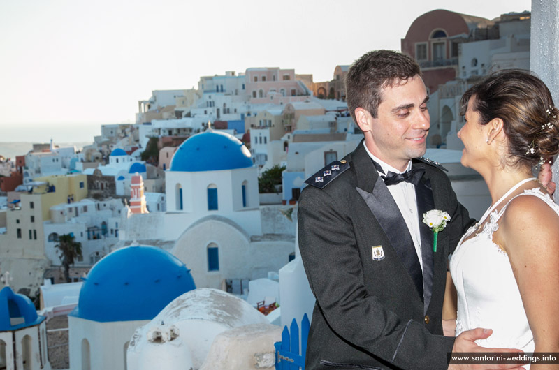 Santorini Weddings / Lava Oias