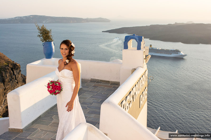 Santorini Weddings / Loukas Hotel