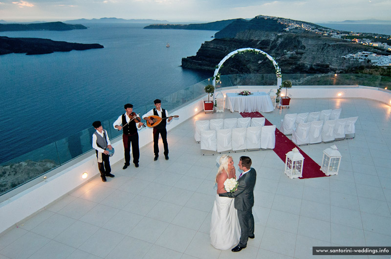 Santorini Weddings / Santo Wines