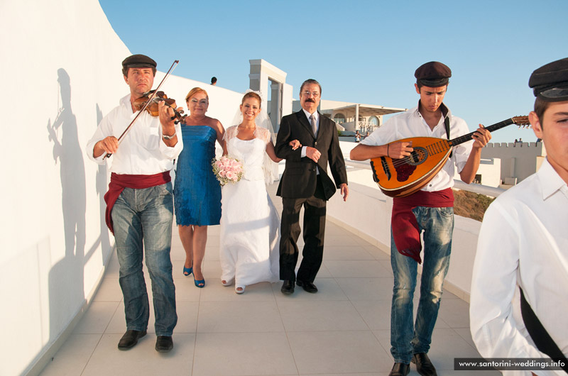 Santorini Weddings / Santo Wines