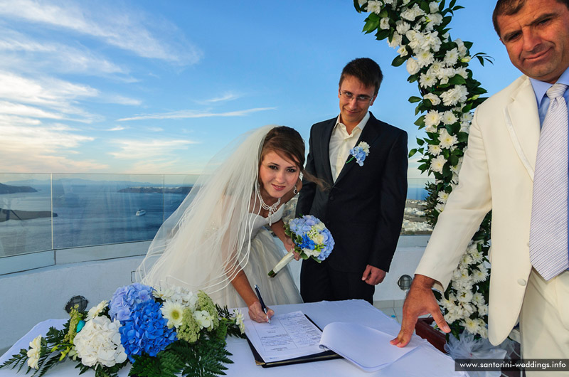 Santorini Weddings / Santo Wines