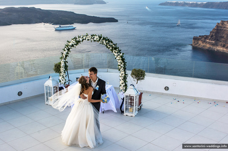 Wedding in Santorini