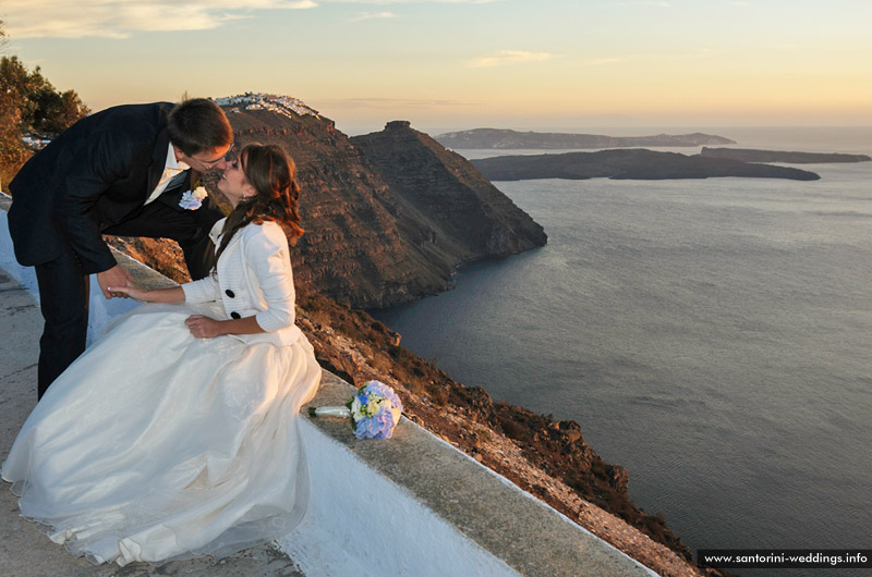 Santorini Weddings / Santo Wines