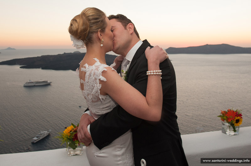 loucas wedding santorini