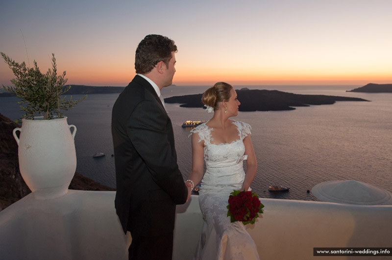 sunset wedding santorini