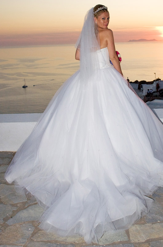 beautiful wedding gowns